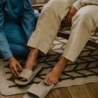 親の介護 やる気ある 人のための介護負担を軽減する方法を紹介するイラスト。無理なく続けるための工夫を解説。