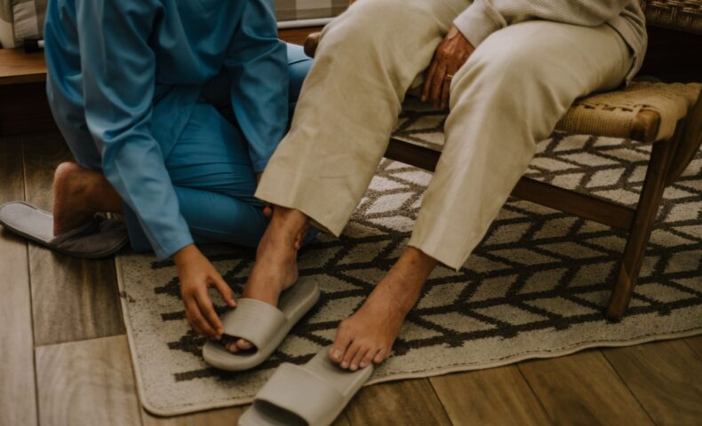 親の介護 偏見を乗り越え、正しい介護選択をする家族