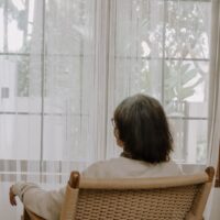 親の介護 偏見に負けず、家族の理解を得ながら介護を続ける人