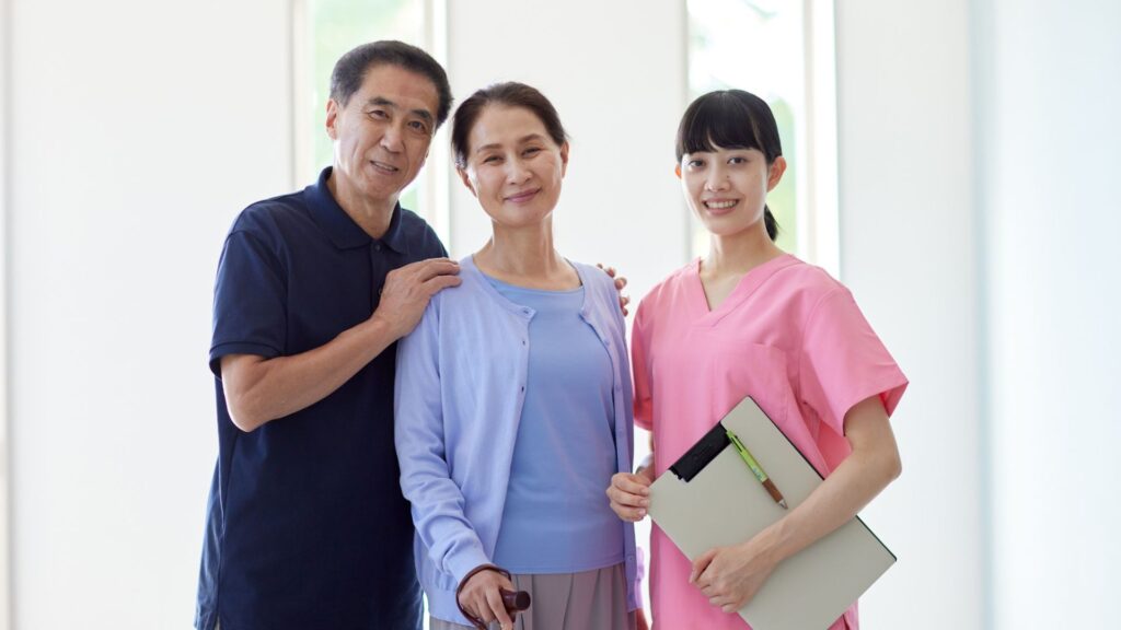 介護士 悩み | ブラックな職場で疲れ果てる介護士の現実