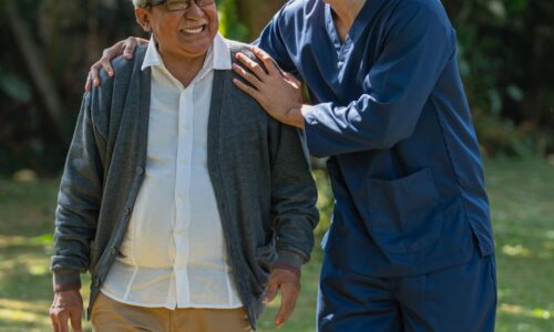 介護タクシー求人の比較図：大手と個人の違いと選び方ポイントをわかりやすく解説